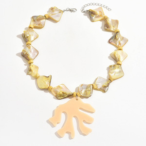 Collier de créateur inspiré des coquillages marins Resoul, collier de perles massives avec pierres précieuses, accessoires de plage - Product Image 5