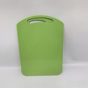 <span class=keywords><strong>Planche</strong></span> <span class=keywords><strong>à</strong></span> <span class=keywords><strong>découper</strong></span> miniature <span class=keywords><strong>en</strong></span> PP personnalisée avec ensemble de couteaux, <span class=keywords><strong>planche</strong></span> <span class=keywords><strong>à</strong></span> <span class=keywords><strong>découper</strong></span> <span class=keywords><strong>en</strong></span> <span class=keywords><strong>plastique</strong></span> jetable moderne de petite taille pour la cuisine avec ensemble de couteaux - Product Image 6