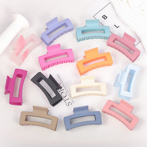 Pince à cheveux carrée minimaliste couleur bonbon, 12 cm, légère, pour usage quotidien - Product Image 1