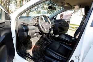 <span class=keywords><strong>YARIS</strong></span> L Zhixiang Modèle 2020 1.5L CVT Édition de pointe 5 places, Voiture d'occasion à aspiration naturelle, Conduite à gauche, Jantes R15 - Product Image 4