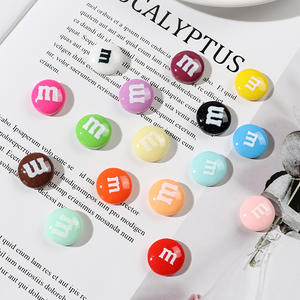 20 Stück Lustige Schokoladenbohnen-Harz-Nail-Art-Anhänger, Niedliche <span class=keywords><strong>M</strong></span>-Bohnen DIY Nagel-Anhänger, Praktische Schmuck-Dekorations-Accessoires - Product Image 3