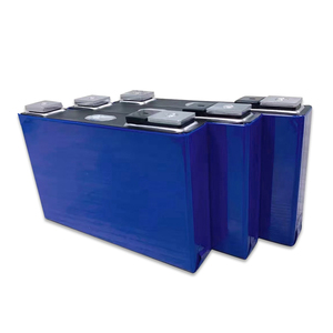 แบตเตอรี่ลิเธียมไอออนโซลาร์ NMC แบบแท่งปริซึม 30AH 3.7V ชาร์จได้ ขนาด 27x91x148 มม. อัตราการคายประจุ 3C - Product Image 1