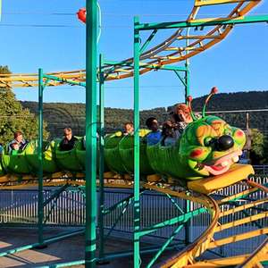 Remise de haute qualité manèges de parc d'attractions Wacky Worm Track Train Caterpillar Mini Roller Coaster à vendre - Product Image 4