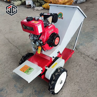 Machine à hacher le foin portable avec options d'alimentation par batterie, essence ou diesel pour le traitement à distance de l'herbe et du fourrage dans les fermes