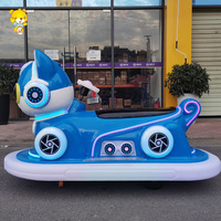 Adorable voiture tamponneuse en plastique 24V pour enfants, idéale pour les centres commerciaux, les parcs d'attractions, les aires de jeux et les parcs d'aventure, utilisable en intérieur et en extérieur