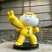 Op maat gemaakte glasvezel cartoon sculptuur grote FRP IP karakter standbeeld weerbestendig buiten winkelcentrum pop art commerciële decoratie