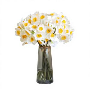<span class=keywords><strong>Fleurs</strong></span> artificielles en soie imitation, bouquet à trois têtes, narcisse, luxe léger, décoration de mariage à domicile, décoration extérieure, petites <span class=keywords><strong>fleurs</strong></span> fraîches artificielles - Product Image 1