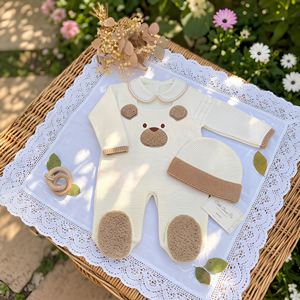 Conjunto de Ropa de una Pieza para Bebés Kaiyue, Diseño de Oso Animalito Adorable, Mono de Algodón con Cuello Peter Pan y Gorro - Product Image 1