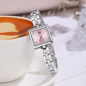 Nuevo reloj de pulsera para mujer, pequeño, plateado, estilo retro chino, esfera cuadrada pequeña, reloj de alta gama - Product Image 1