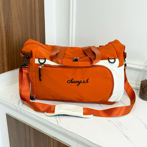 Bolsa Deportiva de Nailon para <span class=keywords><strong>Mujer</strong></span> al por Mayor |   Bolsa Deportiva Cruzada Resistente al Agua, Bolsa de Viaje para Pasar la Noche, con Logotipo Personalizado - Product Image 4