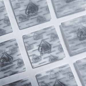 Etiqueta Adhesiva Personalizada de Material PET con Protección Antimanipulación y Anti-falsificación, Adhesivo 3D Micron Nano de Alta Resistencia para <span class=keywords><strong>Ropa</strong></span>, Calzado y Exposiciones - Product Image 6