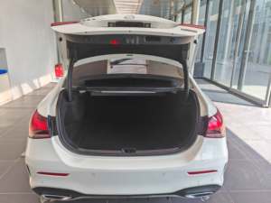 Meilleure vente voiture familiale 4 portes 5 sièges berline prix bon marché véhicules à essence B-en-z A200L d'<span class=keywords><strong>occasion</strong></span> voiture automobile en Chine d'<span class=keywords><strong>occasion</strong></span> - Product Image 5