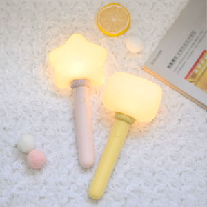 <span class=keywords><strong>Lampada</strong></span> da notte a luce notturna a 7 colori con funzione USB per bambini e scuole Mini dimensioni realizzate in Silicone - Product Image 3