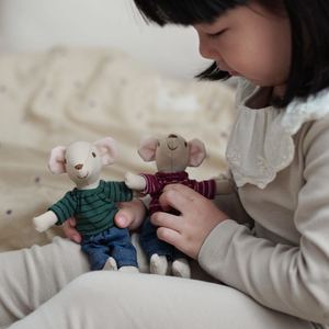 北欧スタイルのマウスハンドパペット コットンリネンぬいぐるみ ごっこ遊びや早期学習教育用 誕生日プレゼント - Product Image 4