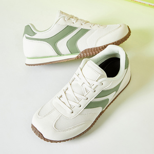 Nouvelles baskets de course rétro pour hommes, grandes tailles, à bout large, respirantes en maille, chaussures de sport décontractées pour toutes les saisons - Product Image 2