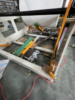Machine automatique de gaufrage acier-acier pour le pliage en V, machine de fabrication de mouchoirs en papier pliés en N/Z