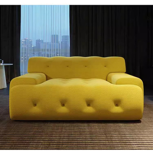 Sofá minimalista <span class=keywords><strong>de</strong></span> tela <span class=keywords><strong>de</strong></span> terciopelo cómodo para salas <span class=keywords><strong>de</strong></span> estar y villas estilo hotel <span class=keywords><strong>de</strong></span> cinco estrellas, con botones <span class=keywords><strong>de</strong></span> acceso directo a <span class=keywords><strong>Netflix</strong></span>. - Product Image 2