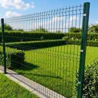 Panneau de clôture en fil soudé 3D recouvert de PVC vert foncé, maille courbée en V avec clip métallique à visser, poteau carré pour haie de jardin
