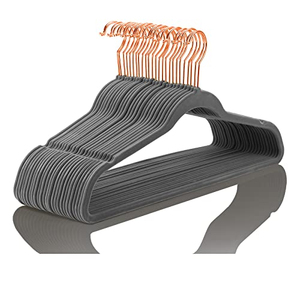 Cintres en velours, lot de 50, cintres à vêtements de qualité supérieure, cintres en feutre antidérapants, robustes et résistants pour manteaux - Product Image 1