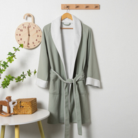Vente en gros Peignoir de luxe 5 étoiles 100% coton Vêtements de nuit moelleux super doux Logo personnalisé Elégant Robe d'hôtel en éponge blanche pour l'été