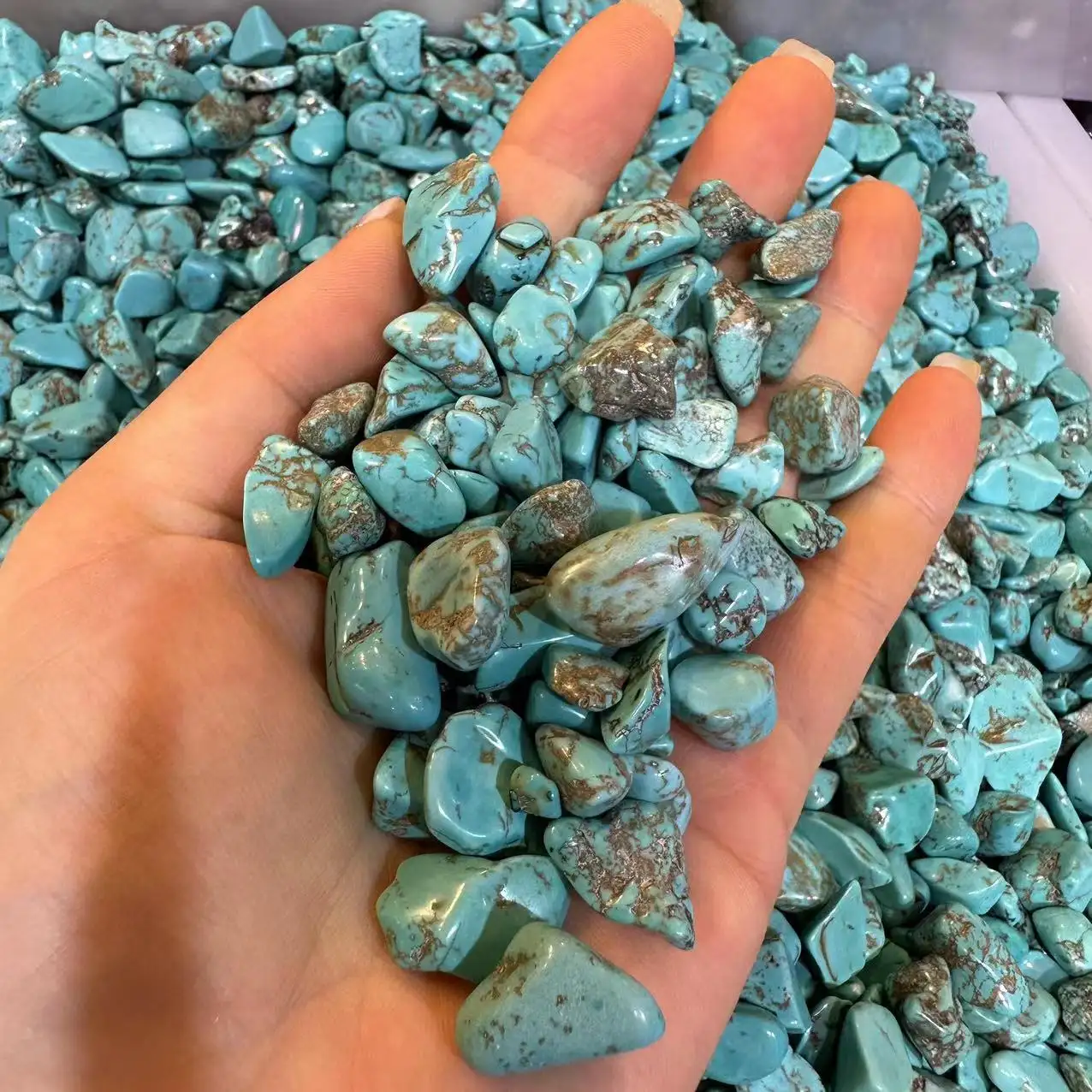 Atacado Bulk Raw Gravel Alta Qualidade Natural Gemstone e Cristais Cura Reiki Turquesa Cristal Tumble chips Artesanato de pedra