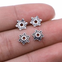 Capuchon de perle en forme de pétale côtelé 7x7mm en alliage de zinc argent antique pour la fabrication de chapelets