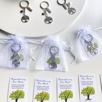 Porte-clés en alliage Arbre de Vie, souvenir de mariage, anniversaire, cadeau pour invités avec étiquettes de remerciement, sacs cadeaux en organza, souvenir de fête
