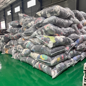 Abbigliamento Firmato <span class=keywords><strong>Usato</strong></span> All'Ingrosso, Vestiti Misti di Seconda Mano Grado B, Esportazione in Lotti per Mercati al Dettaglio, Vestiti Firmati Usati in Balle - Product Image 1