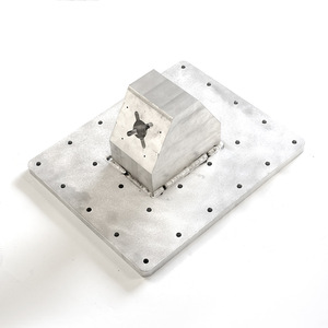 Pièces usinées en aluminium, composants métalliques sur mesure, polis et traités thermiquement pour applications industrielles - Product Image 1