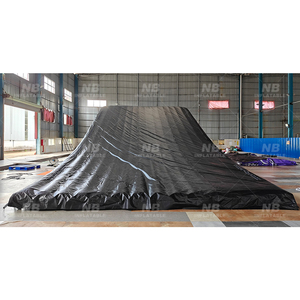 Airbag Inflable para Aterrizaje en Esquí Acrobático, Snowboard, BMX, FMX, Salto en Bicicleta - Material de PVC, Tamaño 16mt, Fácil Instalación - Product Image 6
