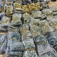 Grosir Kristal Rhinestones Banyak Glitter Seni Kuku Permata Pipih Berlian Buatan Lem Di Kristal Untuk Dekorasi Aksesori