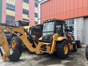 รถตักล้อยาง CAT 420F ใหม่เอี่ยม เครื่องยนต์เดิม ขับเคลื่อน 4 ล้อ เครื่องจักรอเนกประสงค์ เหมาะสำหรับงานขุด ตัก และขุดร่อง - Product Image 6