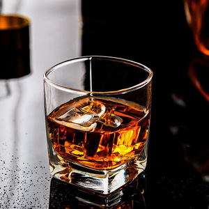 Step Dad Whiskey Geburtstagsgeschenk – wiederverwendbares Kunststoff-<span class=keywords><strong>Jifu</strong></span>-Design für Männer, Töchter und Söhne - Product Image 2