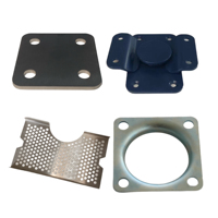 Composants de quincaillerie OEM en tôle estampée avec fabrication industrielle pour plaques de montage de dissipateurs thermiques électroniques en aluminium et cuivre