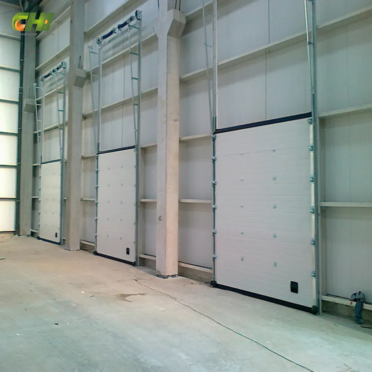 ヨーロピアンスタイルヘビーデューティー自動工業用二つ折りオーバーヘッドドア滑らかな垂直ローラーシャッター断面工業用ドア