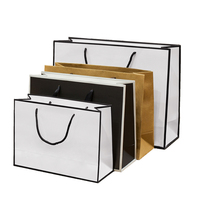 Sacs en papier couché recyclé et en papier kraft avec poignée longue et pelliculage décoratif pour bijoux, vin et vêtements