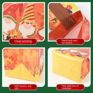 Sac à vêtements portable, pliable et personnalisable en non-tissé spunbond à thème automne, Noël, Halloween, dessin animé et film, vente en gros - Product Image 2