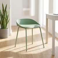 Chaise de salle à manger simple en plastique, siège coloré en PP, pieds en métal, hauteur réglable, design moderne, mobilier pour la maison (PC-96)