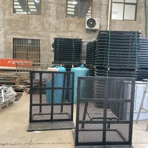 Barrière de contrôle des foules en métal anti-émeute à installation facile, avec dimensions personnalisées pour la sécurité des concerts et des chantiers de construction - Product Image 4