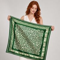 Op maat gemaakte zijden sjaal van 100% groene zijde satijn, vierkant, met aanpasbaar logo, luxe dames sjaal, cadeau voor dames