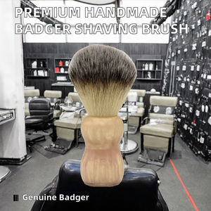 Pinceau à raser artisanal de qualité supérieure en poils de blaireau pur avec manche en bois pour les soins capillaires - Product Image 2