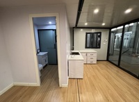 Maison conteneur en acier extensible de 20 pieds et 40 pieds, villa préfabriquée pliable en bois avec panneau sandwich pour utilisation en kiosque de bureau
