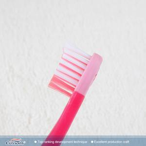 מברשת שיניים לילדים רכה עם דמויות מצוירות, מברשת שיניים חזקה לשיניים חזקות, מתוצרת יצרן מוביל במכירות - Product Image 3