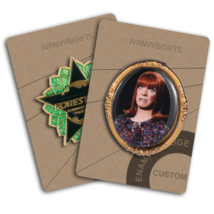 Épingle en émail pour insigne en métal au design personnalisé Épingle de revers en or - Product Image 4