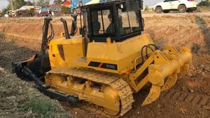 Bulldozer de Alta Calidad de 176 hp y 17 Toneladas, Modelo B160C, con Orugas de Goma, en Venta - Product Image 2