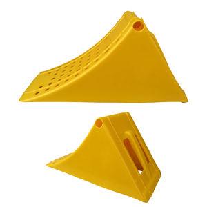 Calzas de Plástico Resistentes para Camiones y Remolques, Bloqueador de Ruedas Antideslizante de Poliuretano para Vehículos, Tope de Neumáticos - Product Image 3