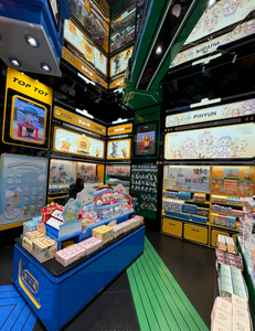 Soluciones de Exhibición Personalizadas para Tiendas de Cajas Sorpresa de Juguetes con Paneles de MDF, Madera Contrachapada, Acero Inoxidable, Vidrio, Acrílico y LED - Product Image 5