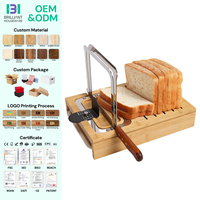 Trancheuse à pain en bambou BH à épaisseur de coupe réglable et largeur de pain ajustable, avec couteau à pain et plateau à miettes, pour pains faits maison