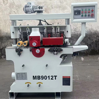 Machine automatique de moulage du bois double face haute vitesse pour la fabrication de bâtons ronds