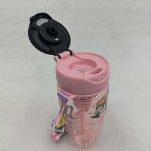 650ml stile cartone animato per bambini di plastica bottiglia di acqua tazza di succo di tazza di bolle carino con una rete e paglia doppio modello di bere - Product Image 5